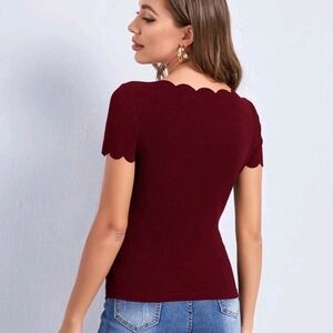 🪅 Burgundy Scallop Trim Top Size M